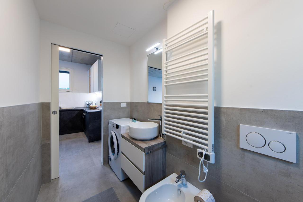 Housmart Toscana 53 Black Bolonya Dış mekan fotoğraf