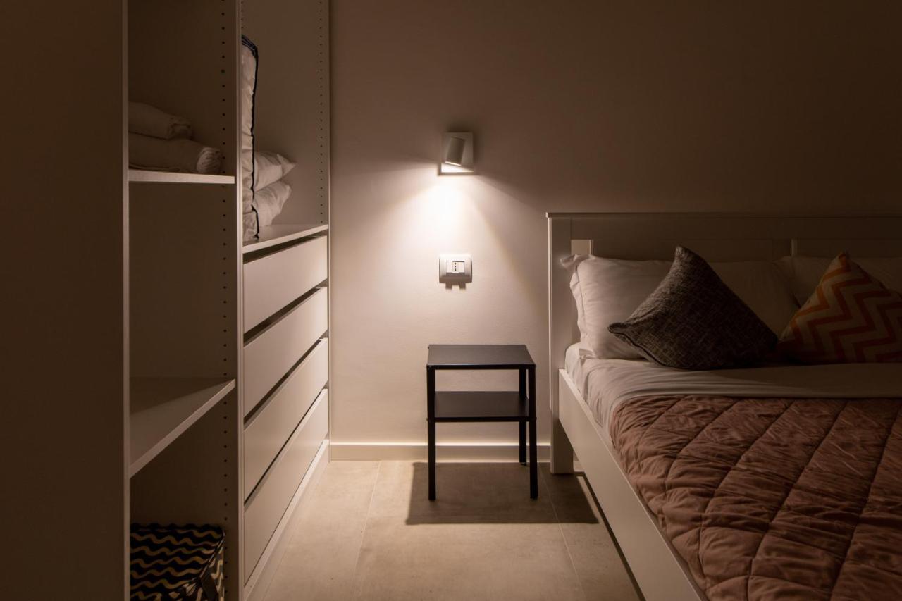 Housmart Toscana 53 Black Bolonya Dış mekan fotoğraf